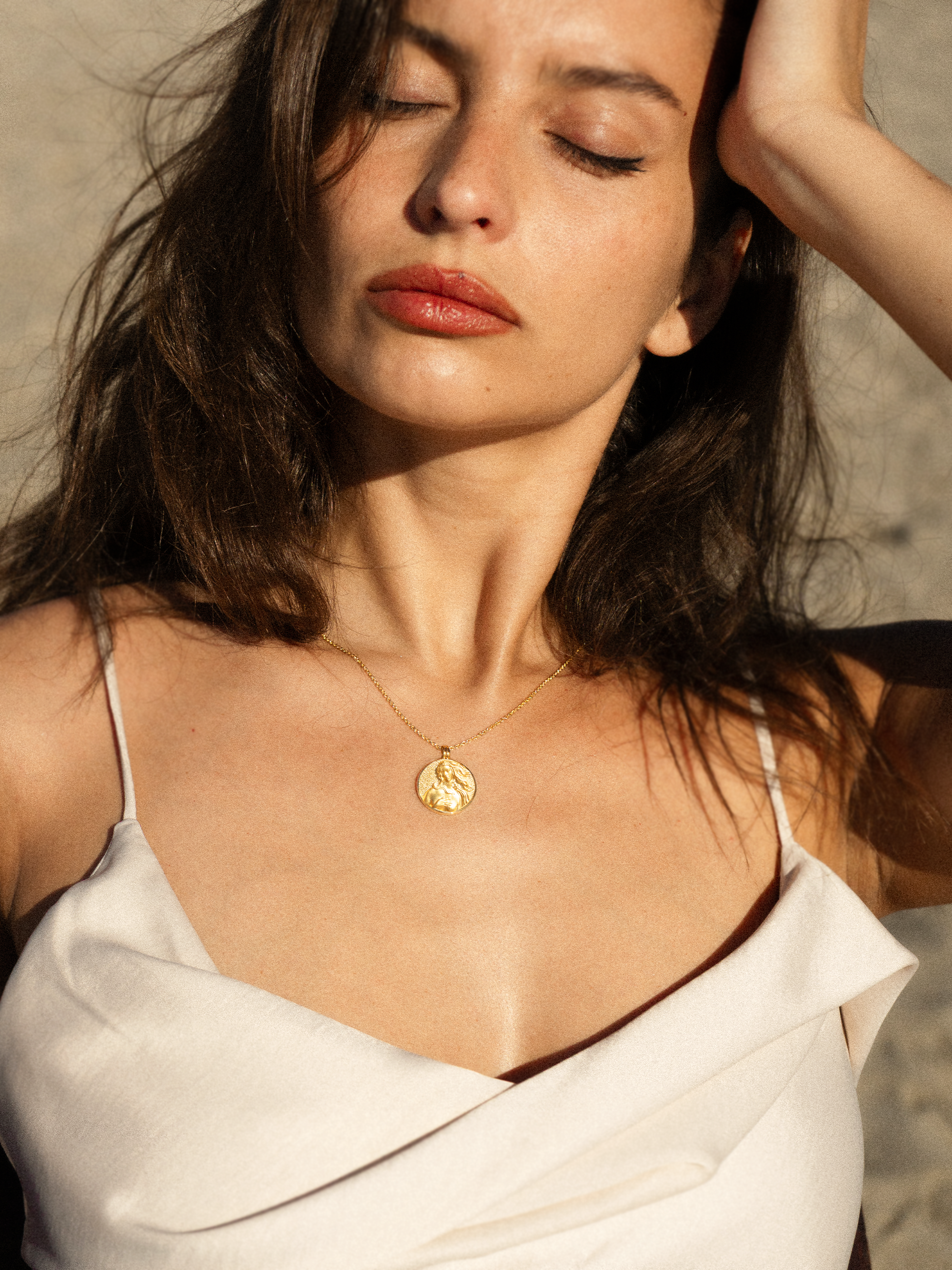 Aphrodite Medaillon