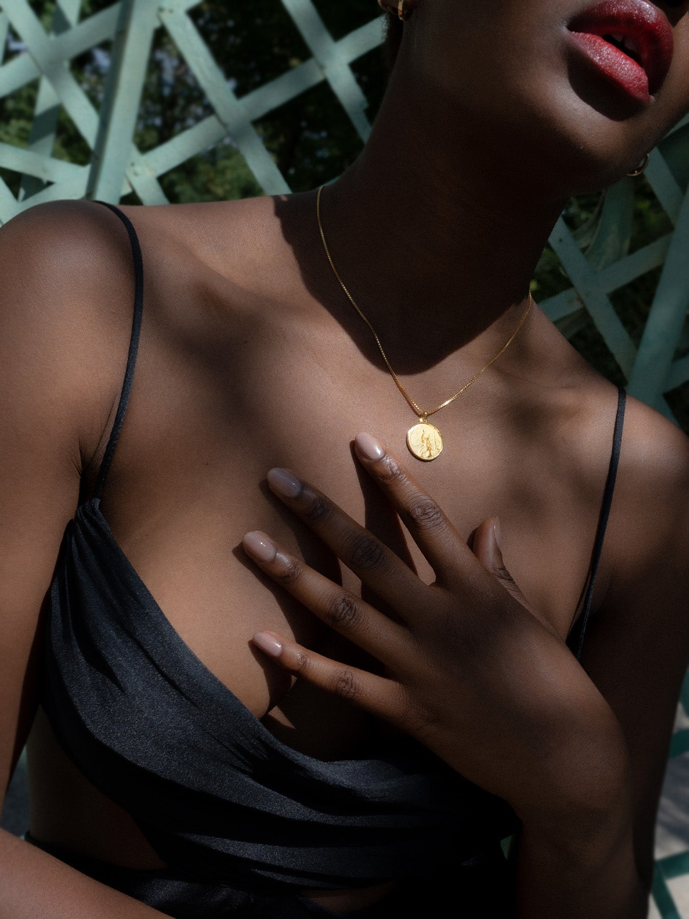 Freya - Necklace - Solid - Gold
