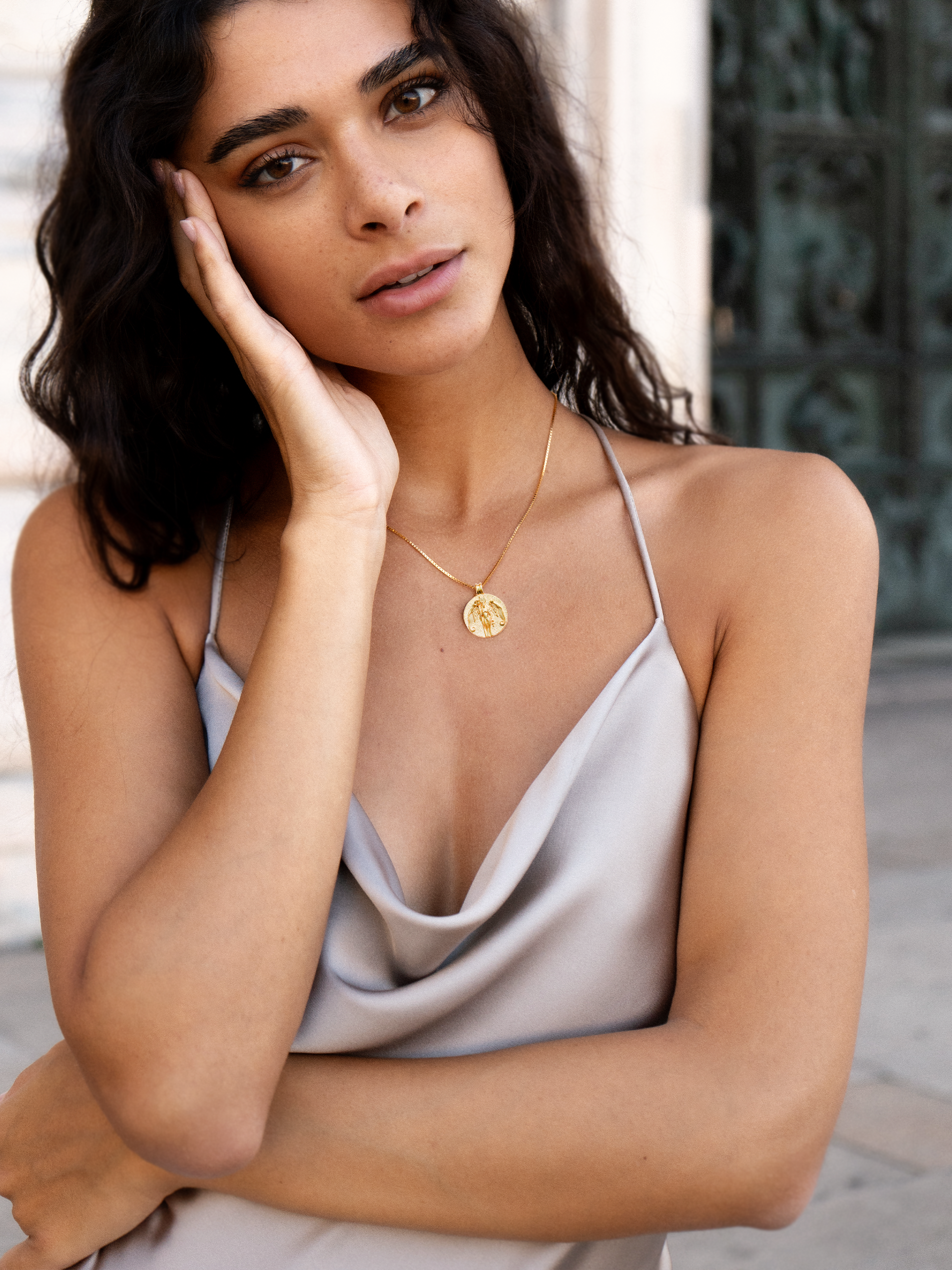 Collar Especial Isis