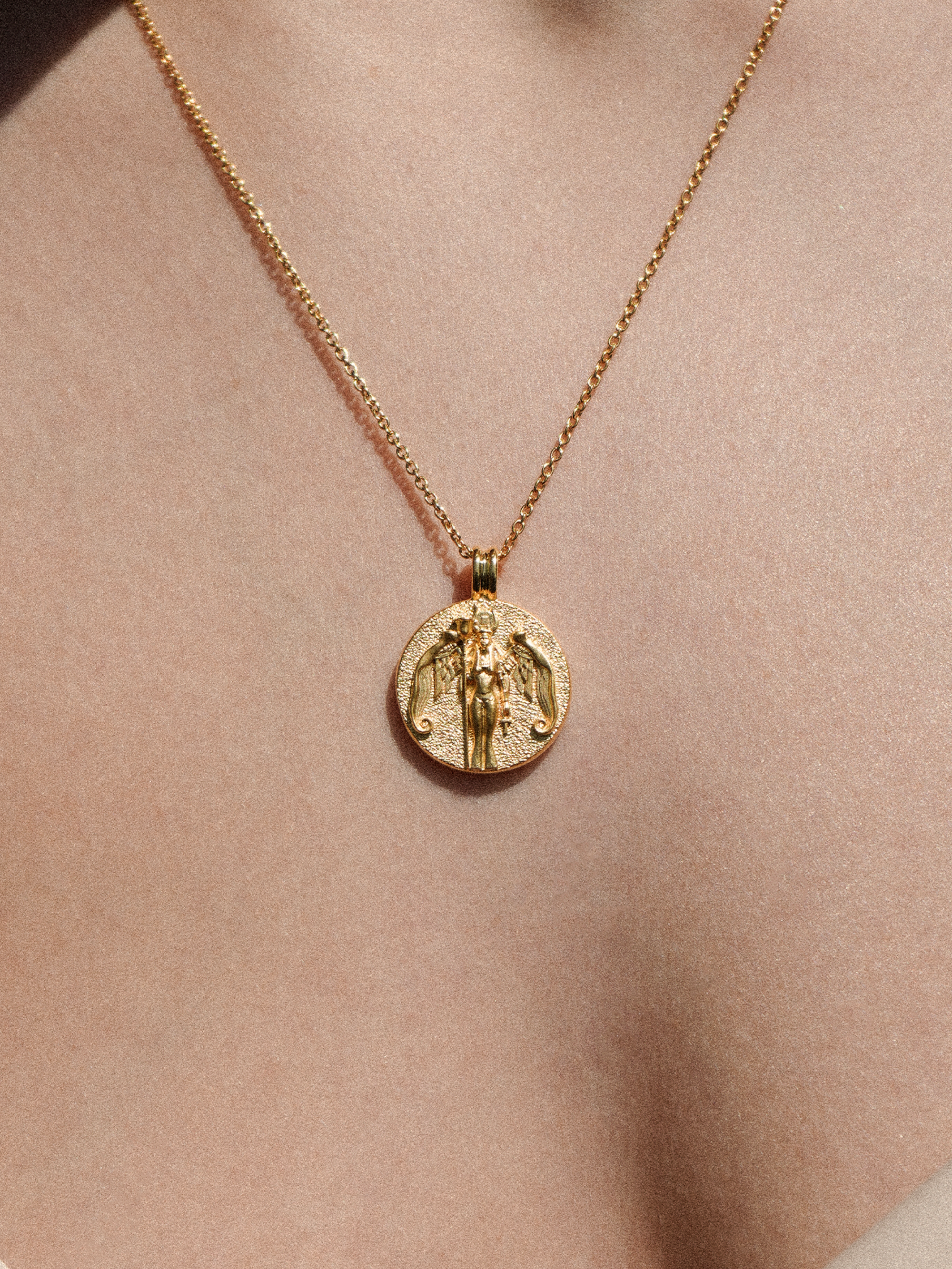 Collar Especial Isis