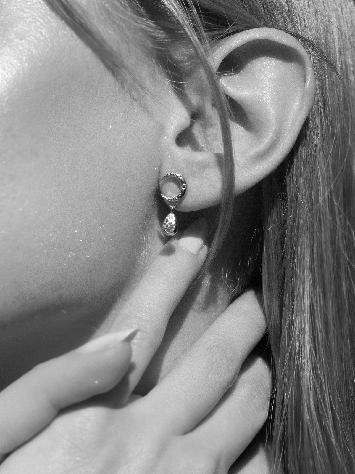 Luna Teardrop Ohrstecker Silber