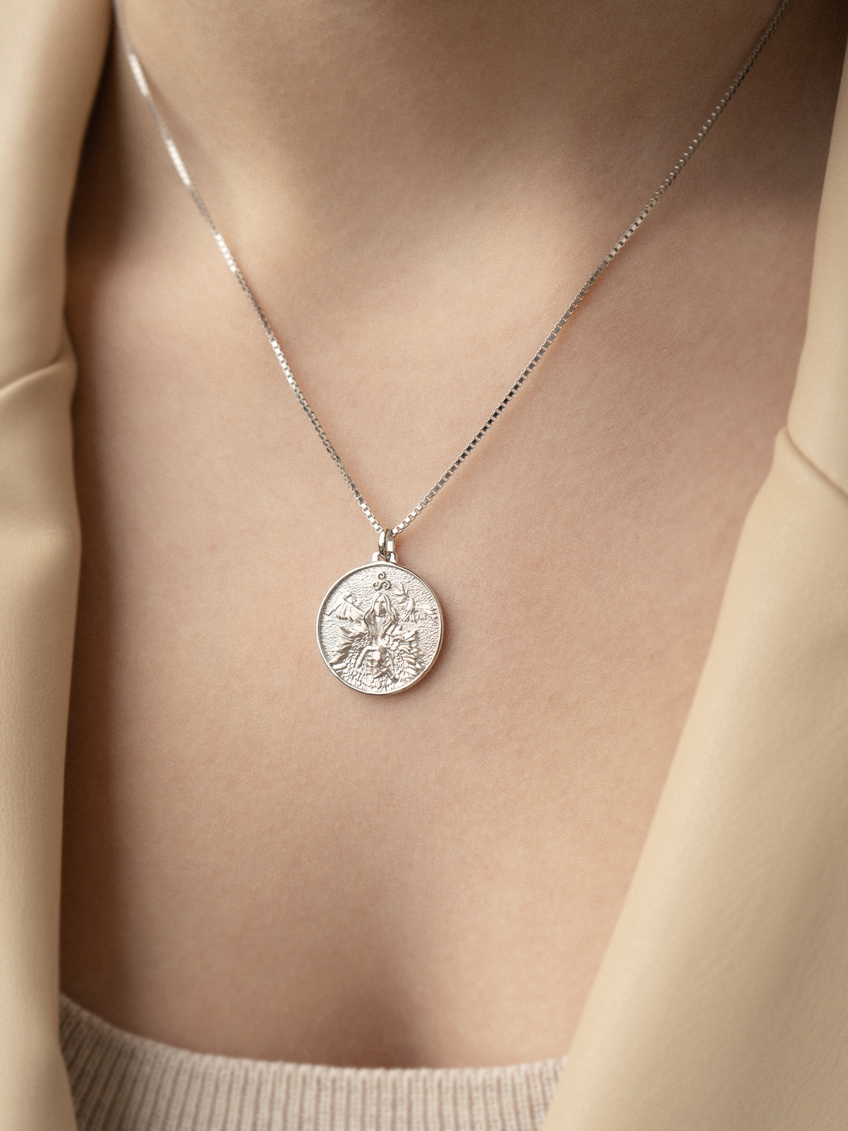 Morrigan - Necklace - Silver