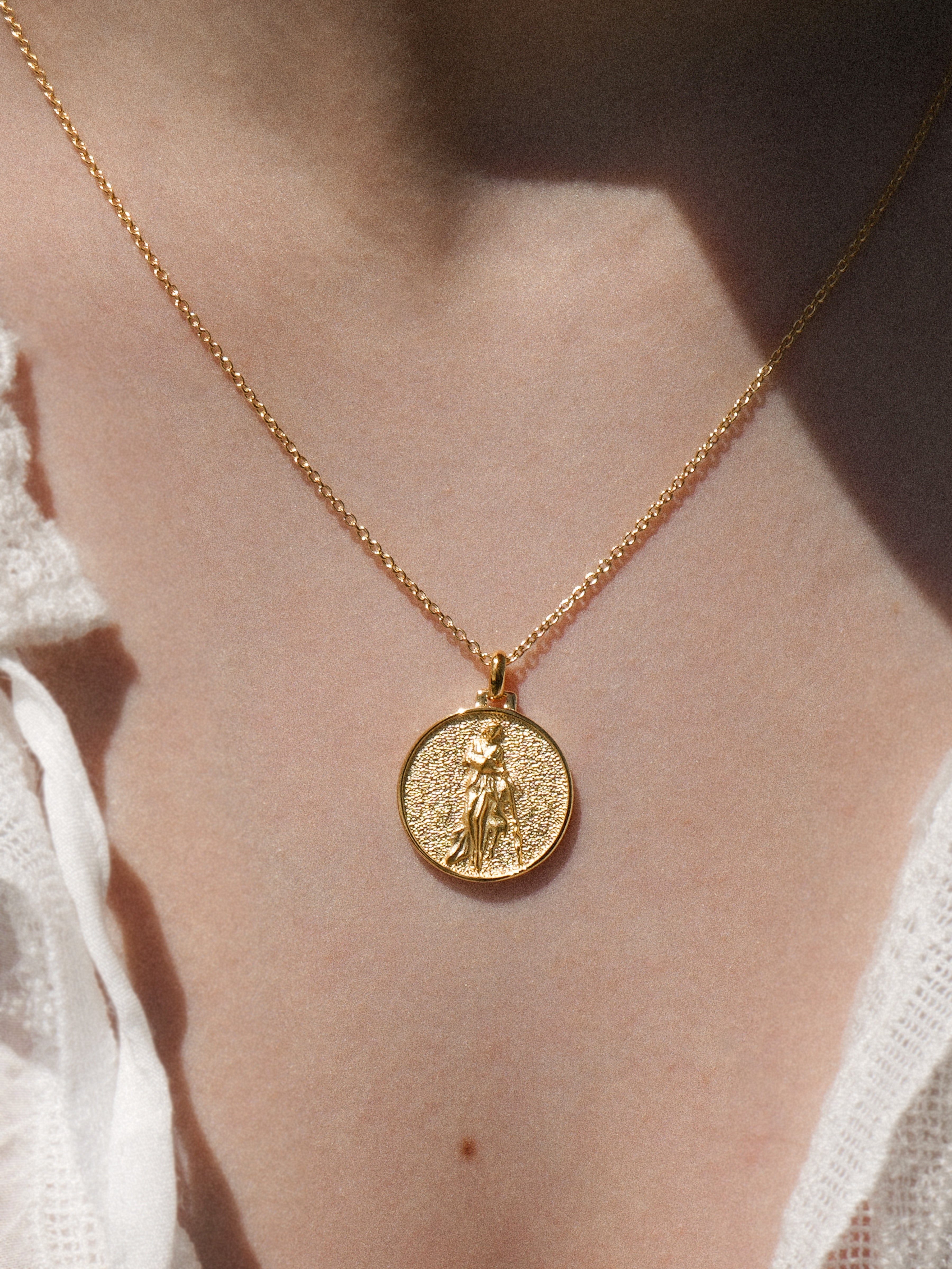 Wassermann Halskette Vermeil