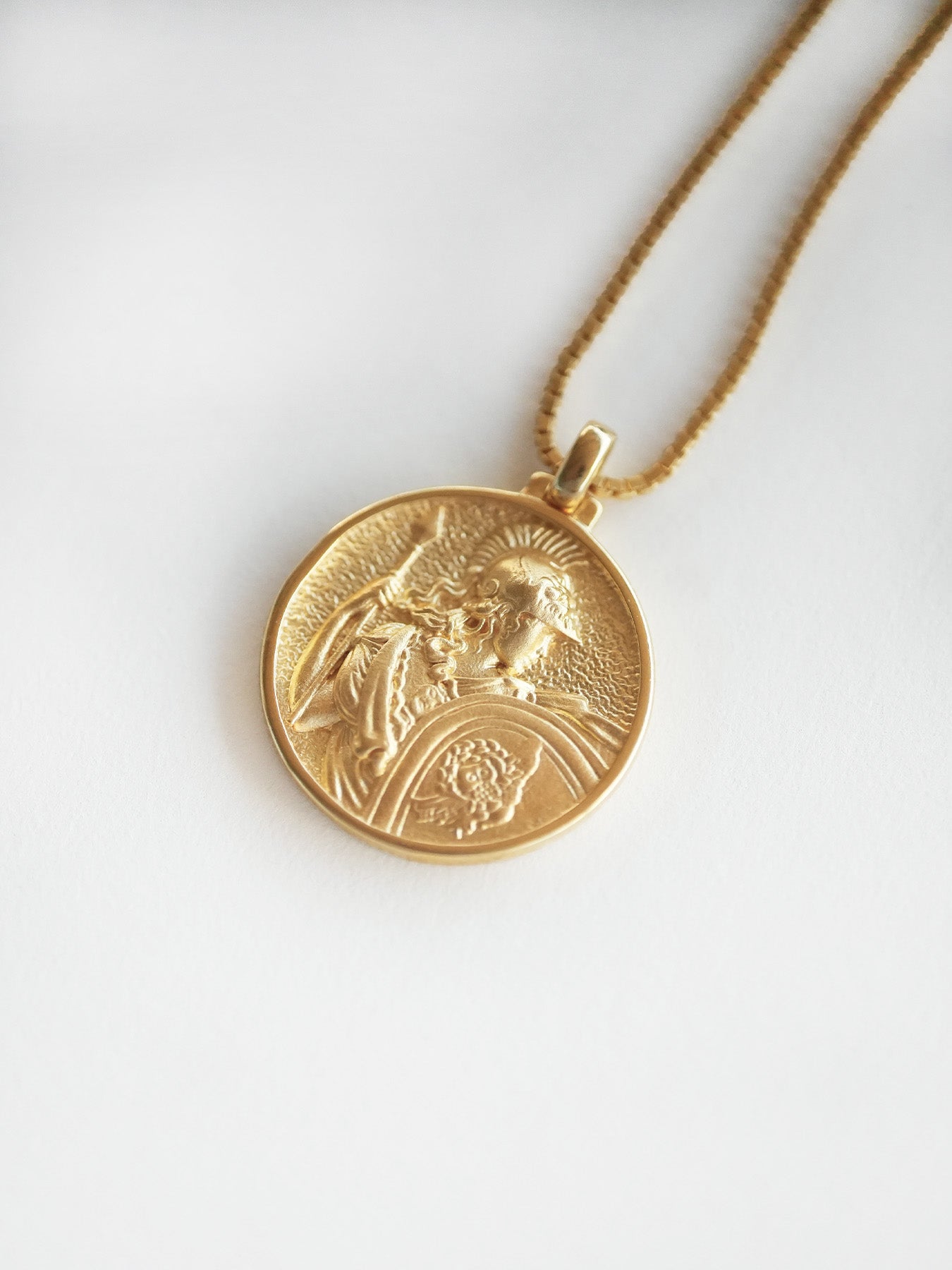 Athena - Anhänger - Solid - Gold