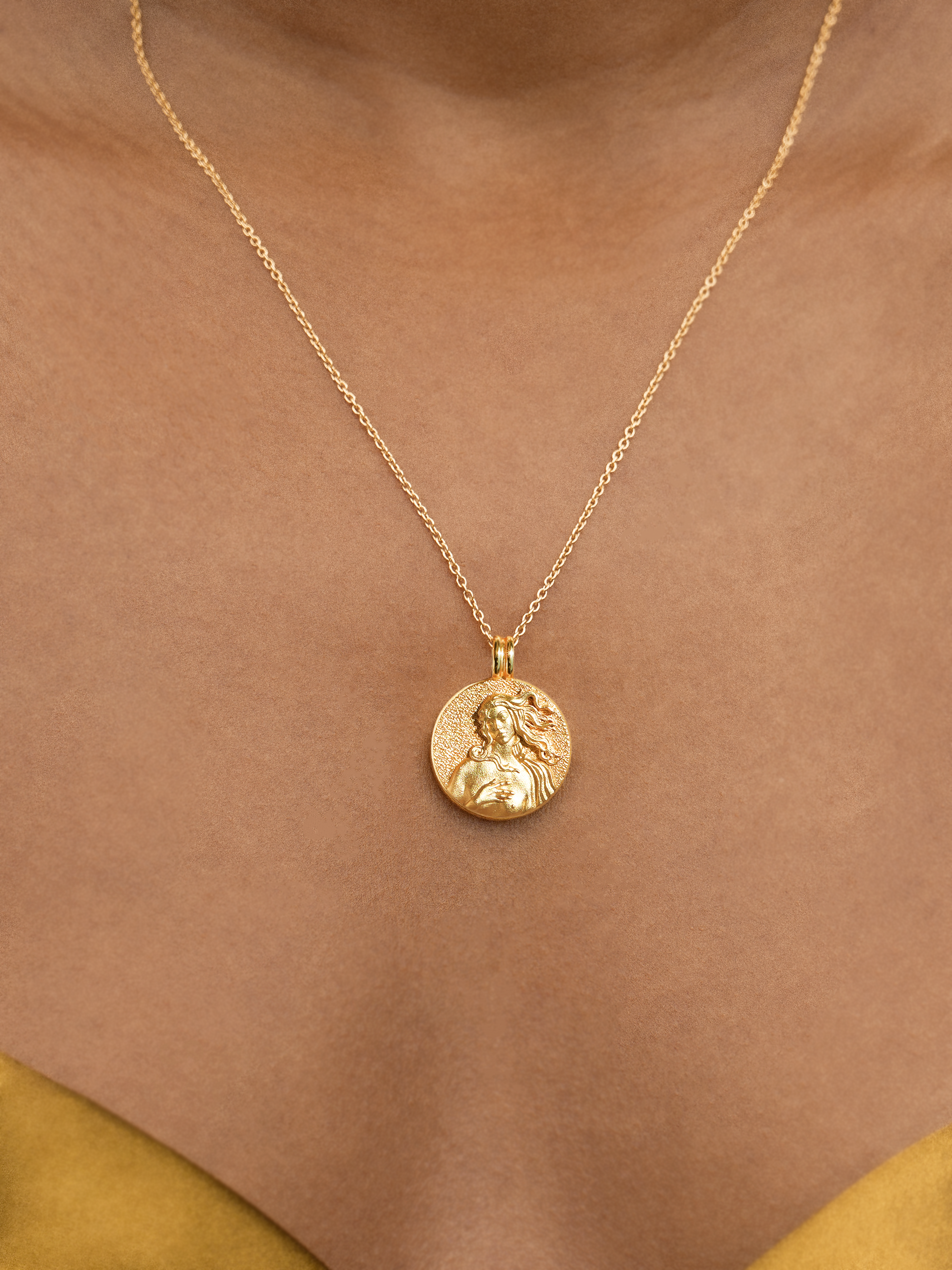 Aphrodite Medaillon