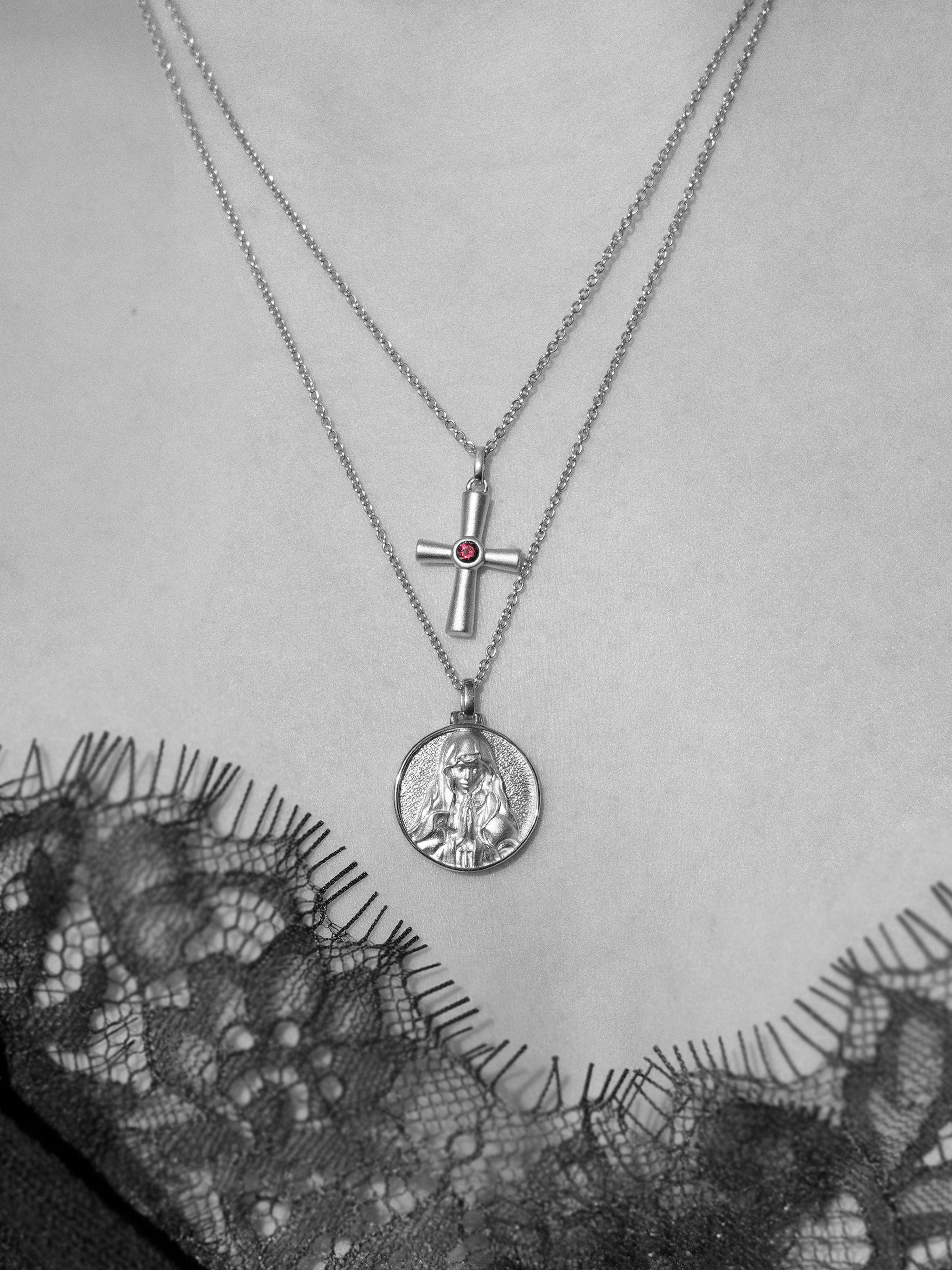 Collier Sacred Cross Argent
